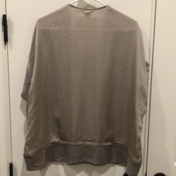 NWOT AUNT WANDA SILKY Sequin Top S/M - Picture 5 of 12